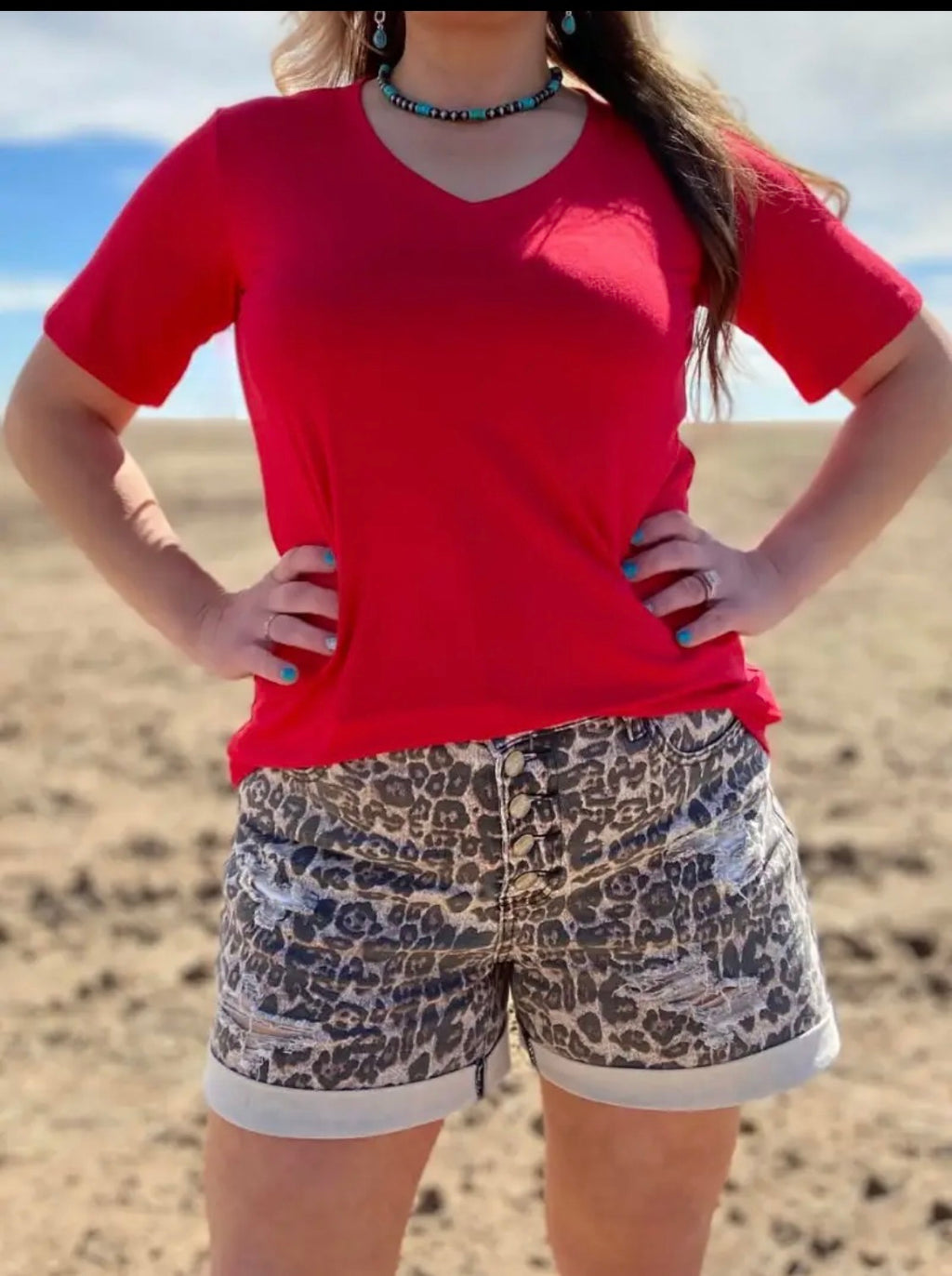 Simple sterling red top